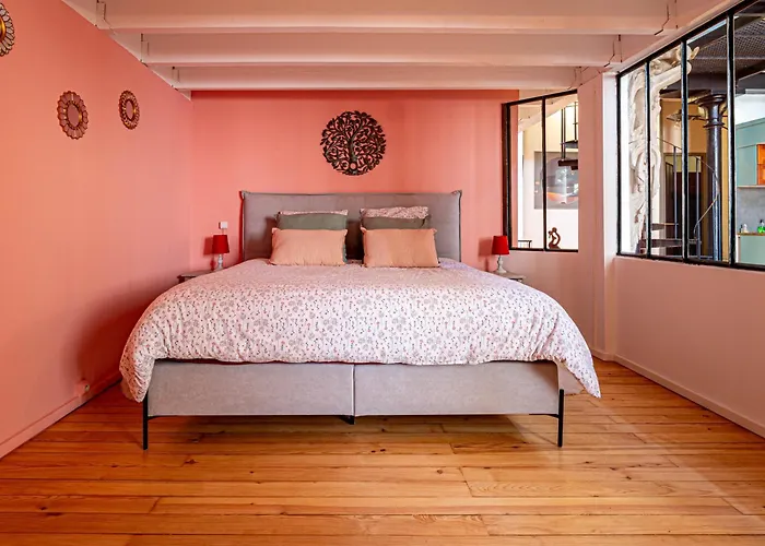 Apartamento Loft Eiffel Unique Et Atypique, Au Coeur De Béziers