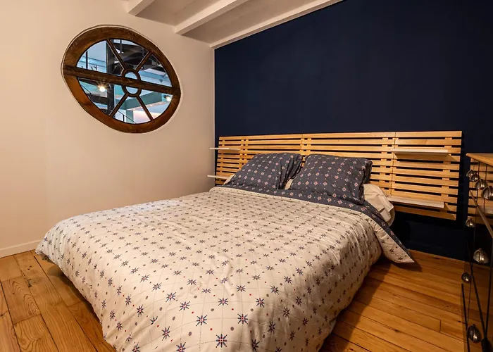 Loft Eiffel Unique Et Atypique, Au Coeur De Béziers