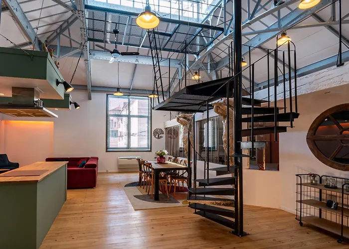 Loft Eiffel Unique Et Atypique, Au Coeur De
